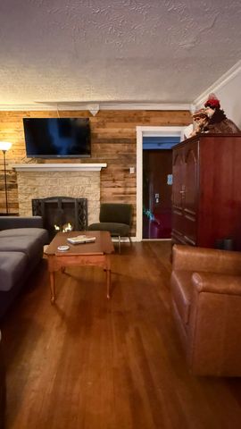 128 Cherry Road, Berea, KY 40403