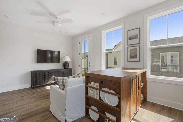 498 Burroughs Street SE 323, Atlanta, GA 30315