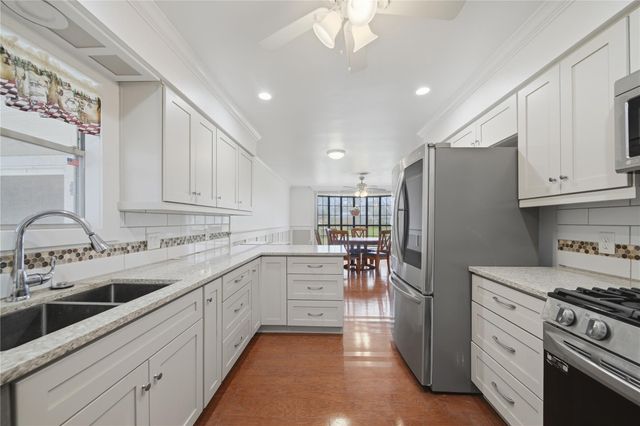 5 Ramey Circle, Houston, TX 77075