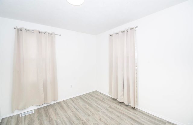 314 E Michigan Street, Lagrange, IN 46761