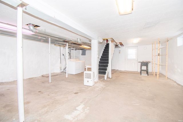 314 E Michigan Street, Lagrange, IN 46761