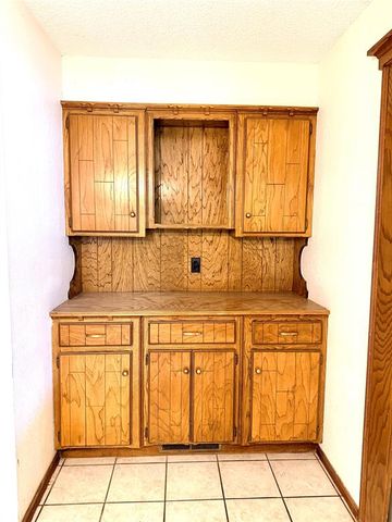 10325 Exter Avenue, Yukon, OK 73099