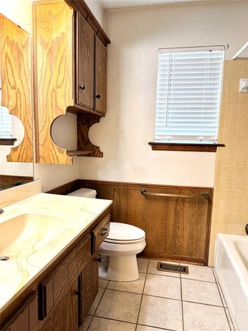 10325 Exter Avenue, Yukon, OK 73099