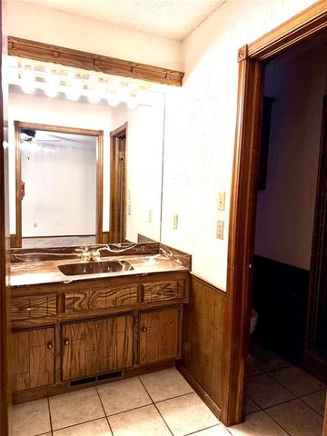 10325 Exter Avenue, Yukon, OK 73099