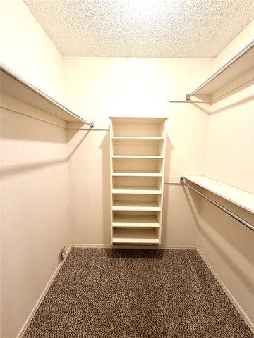 10325 Exter Avenue, Yukon, OK 73099