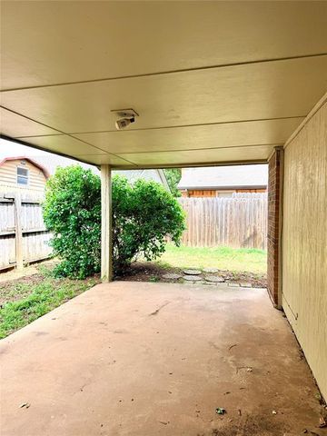 10325 Exter Avenue, Yukon, OK 73099