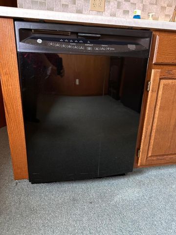 6137 AMBLESIDE Drive, Columbus, OH 43229