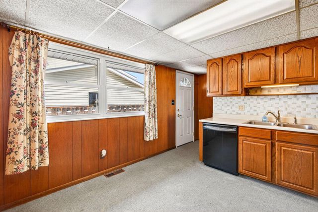 6137 AMBLESIDE Drive, Columbus, OH 43229