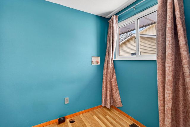 6137 AMBLESIDE Drive, Columbus, OH 43229