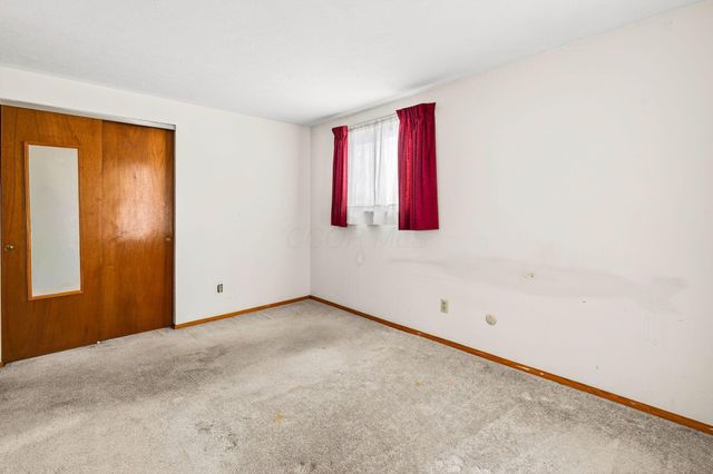 6137 AMBLESIDE Drive, Columbus, OH 43229