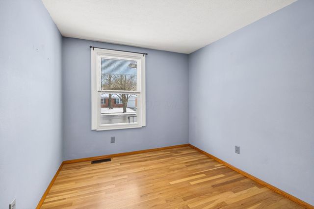 6137 AMBLESIDE Drive, Columbus, OH 43229