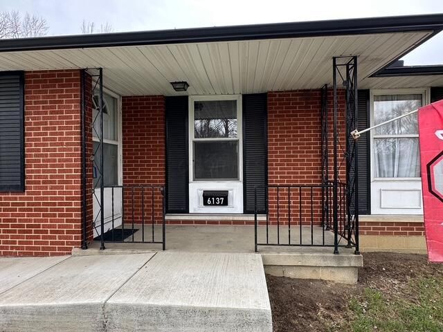 6137 AMBLESIDE Drive, Columbus, OH 43229