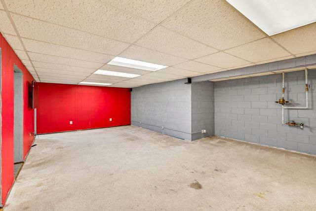 6137 AMBLESIDE Drive, Columbus, OH 43229