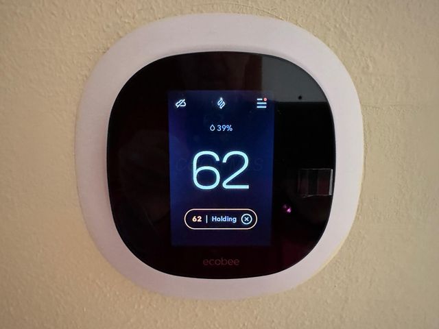 6137 AMBLESIDE Drive, Columbus, OH 43229