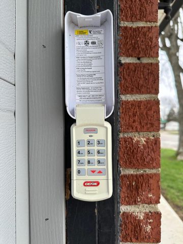 6137 AMBLESIDE Drive, Columbus, OH 43229