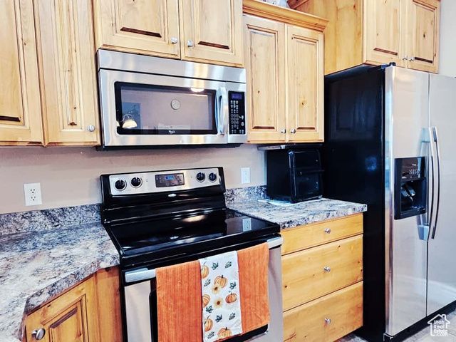 312 S PARK PLACE DR, Roosevelt, UT 84066