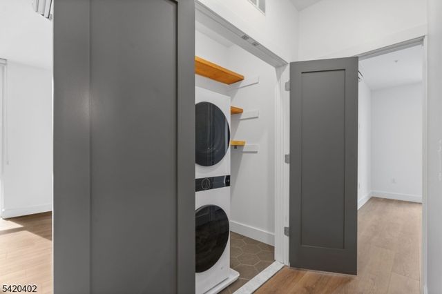 21 Lincoln Park 203, Newark City, NJ 07102