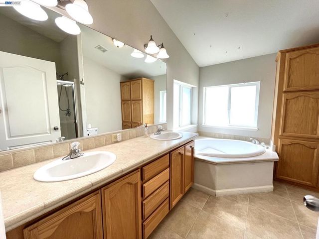 209 Santa Susana, San Leandro, CA 94579