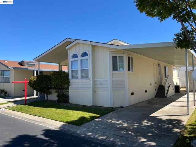 209 Santa Susana, San Leandro, CA 94579
