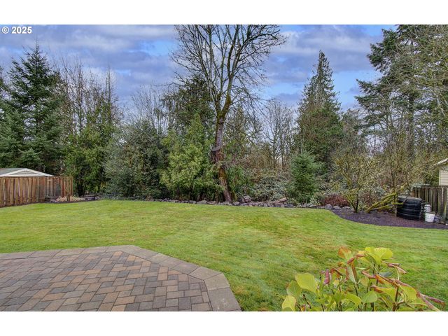 58812 EVERGREEN Loop, St Helens, OR 97051