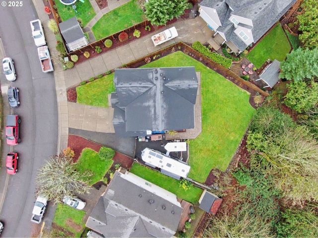 58812 EVERGREEN Loop, St Helens, OR 97051