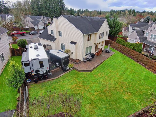 58812 EVERGREEN Loop, St Helens, OR 97051