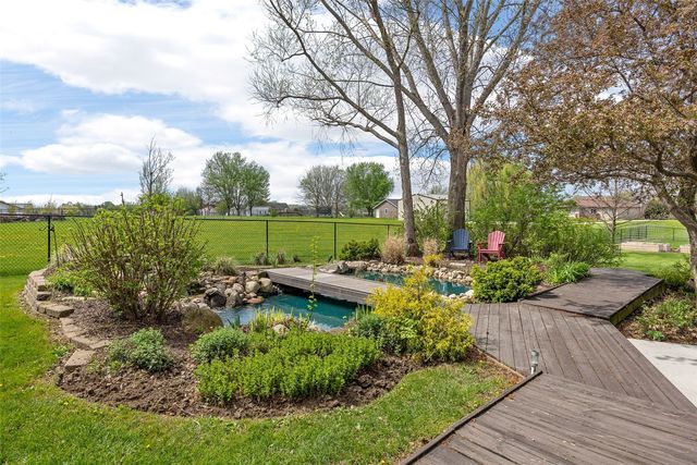 2823 120th Street NE, Swisher, IA 52338