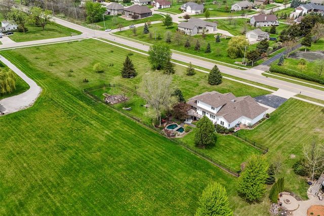 2823 120th Street NE, Swisher, IA 52338
