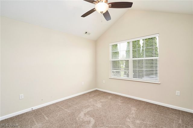 1915 Woods Drive, Streetsboro, OH 44241