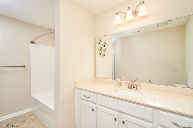 1915 Woods Drive, Streetsboro, OH 44241