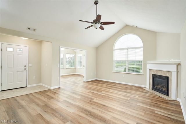 1915 Woods Drive, Streetsboro, OH 44241