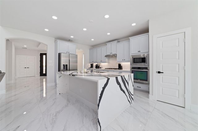10910 Kirker Lane, Richmond, TX 77407
