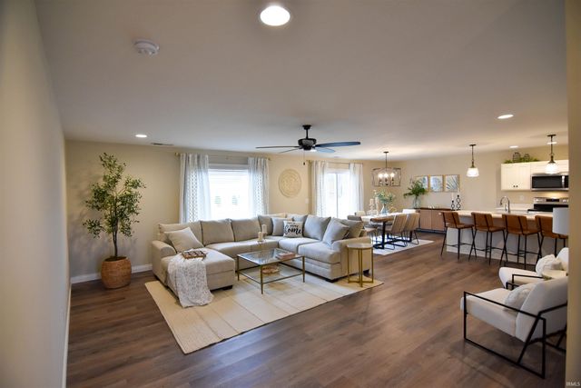 4715 Violet Drive, Evansville, IN 47725