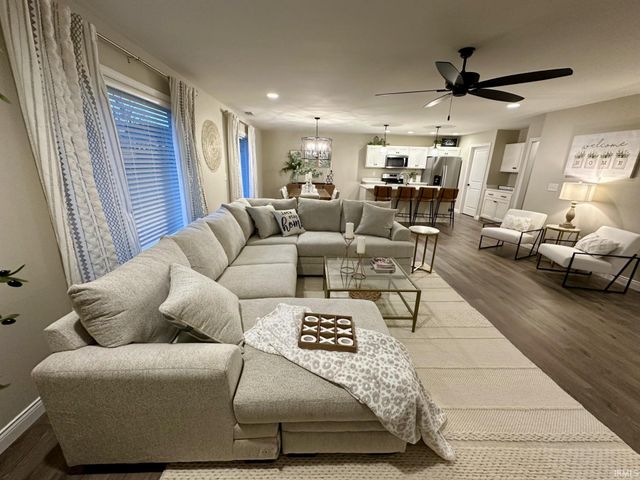 4715 Violet Drive, Evansville, IN 47725