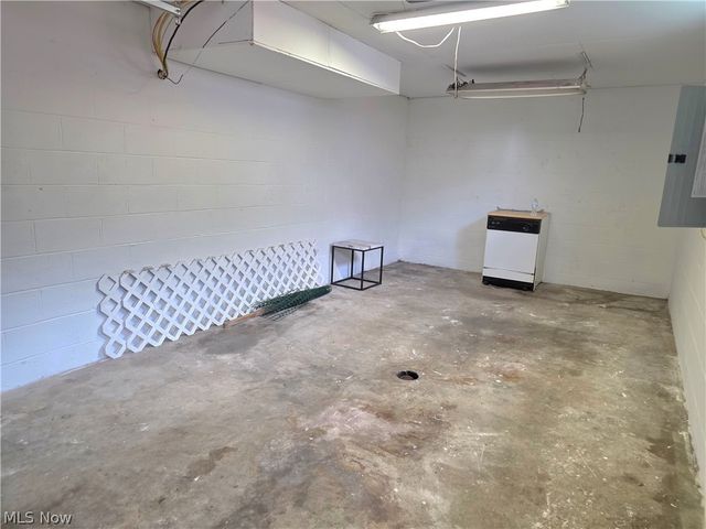 1018 Jackson Avenue, Parkersburg, WV 26101