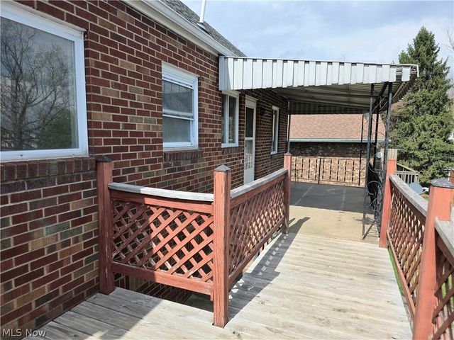 1018 Jackson Avenue, Parkersburg, WV 26101