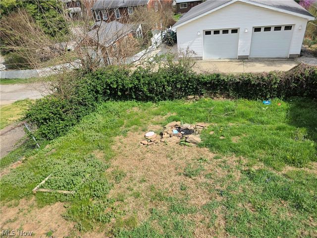 1018 Jackson Avenue, Parkersburg, WV 26101