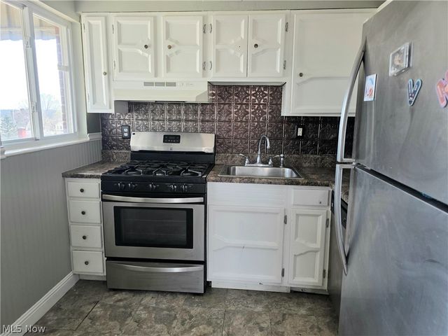 1018 Jackson Avenue, Parkersburg, WV 26101