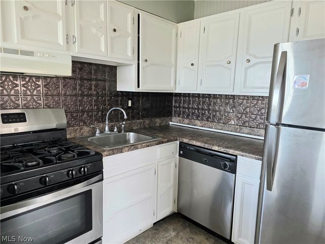 1018 Jackson Avenue, Parkersburg, WV 26101