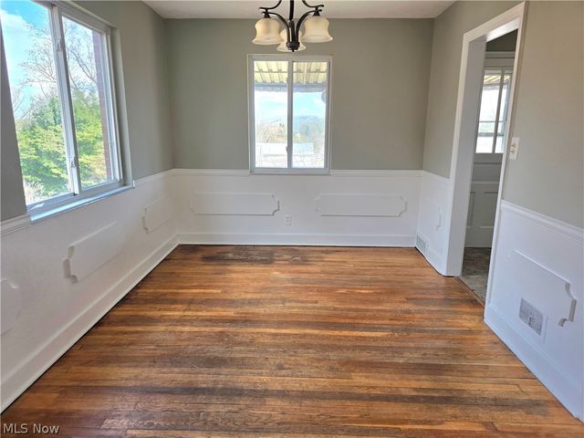 1018 Jackson Avenue, Parkersburg, WV 26101