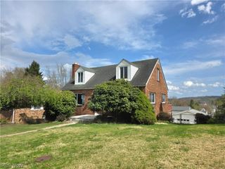1018 Jackson Avenue, Parkersburg, WV 26101