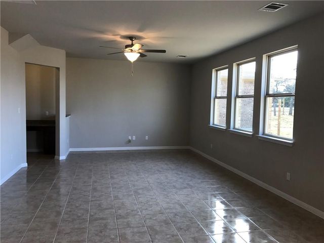 801 MELDA ST, Leander, TX 78641