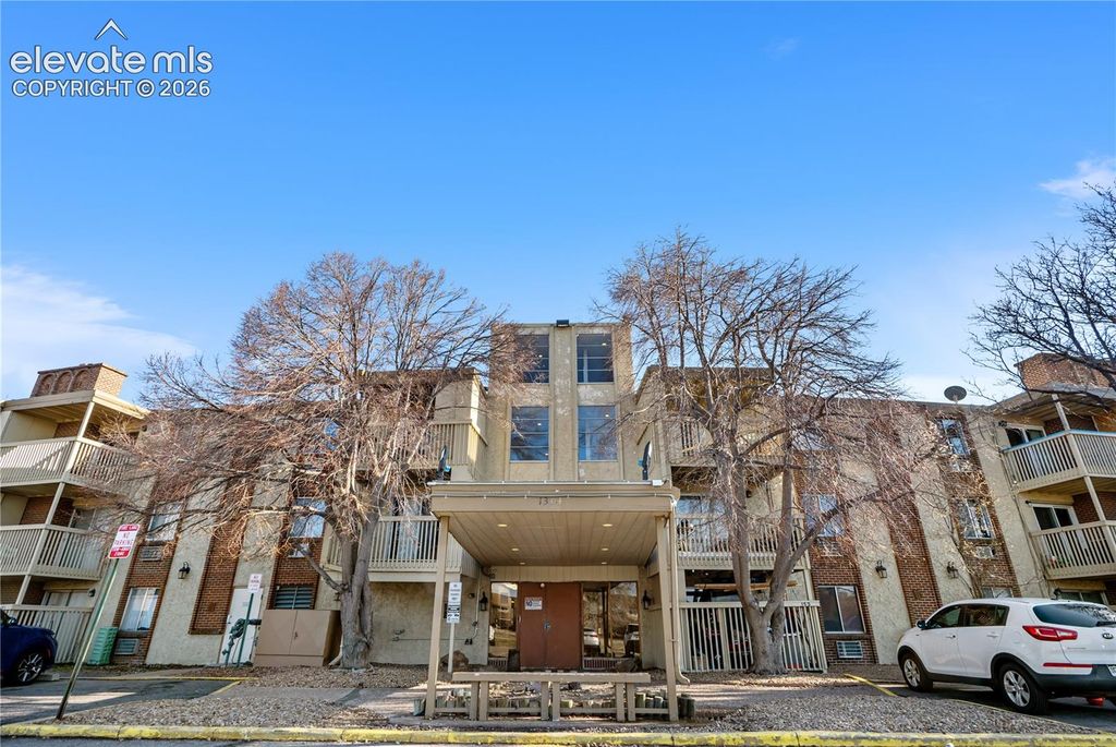 1306 S Parker Road 162, Denver, CO 80231 — photo 3