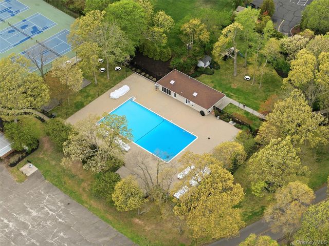 1105 Fox Hill Drive 1105, Baiting Hollow, NY 11933