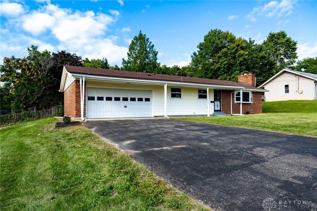 229 Palmer Drive, Fairborn, OH 45324