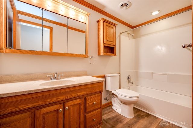 229 Palmer Drive, Fairborn, OH 45324
