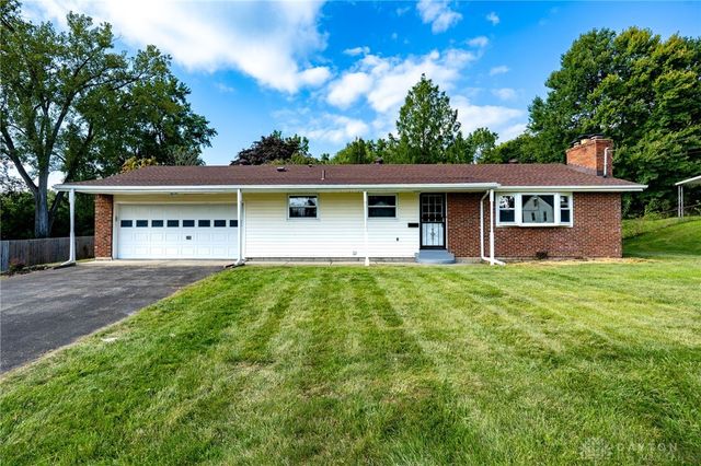 229 Palmer Drive, Fairborn, OH 45324