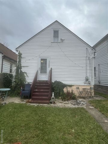 11592 Saint Aubin Street, Hamtramck, MI 48212