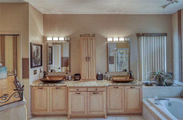 1858 SPUR LANE, Palm Harbor, FL 34685