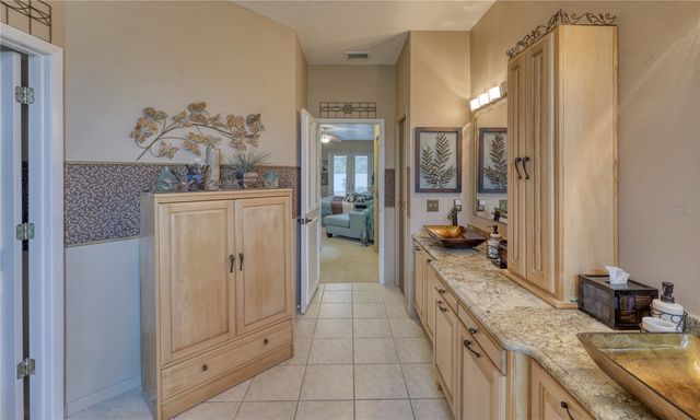 1858 SPUR LANE, Palm Harbor, FL 34685